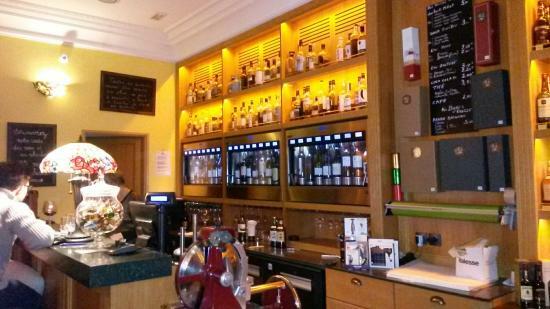 Vin Et Whisky Maison Claudel